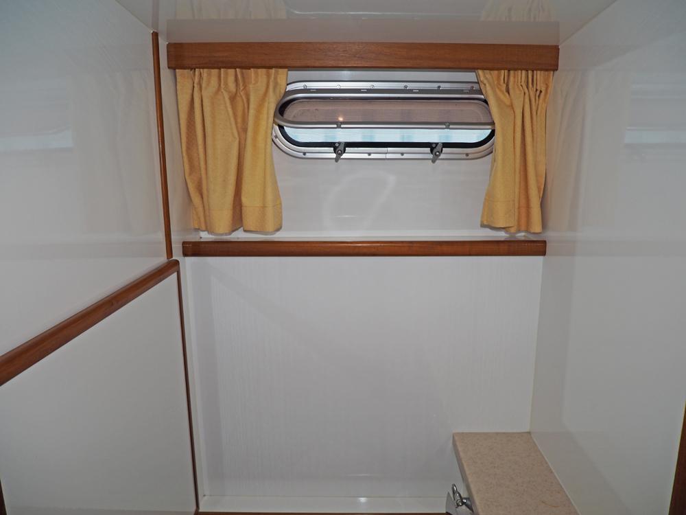 Aft cabin, Accommodation